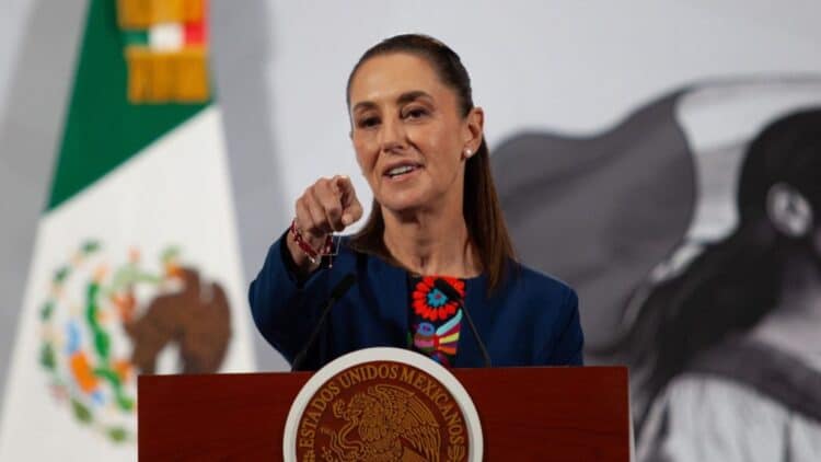 Sheinbaum Desmiente Estrategia de Confrontación con Jóvenes