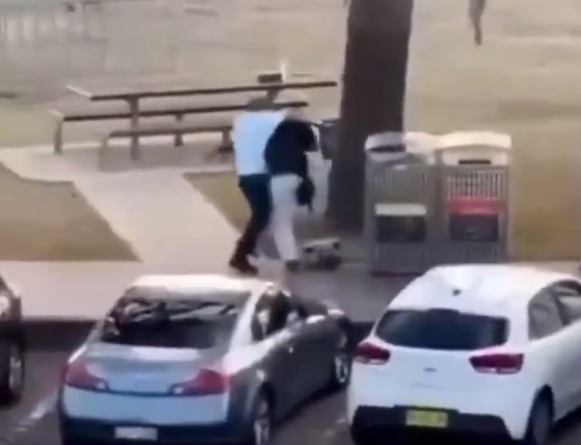 Héroe Civil Desarma a Atacante en Pleno Tiroteo de Bondi Beach; Autoridades Califican la Acción como Salvadora