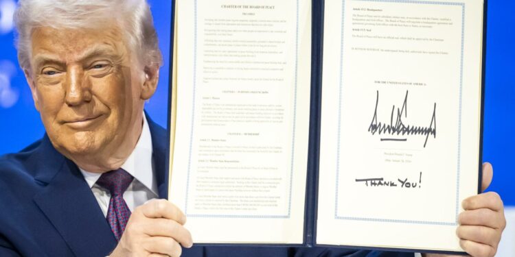 Trump lanza la “Junta de Paz” en Davos: Un nuevo orden paralelo a la ONU