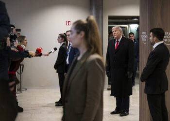 Acuerdo por Groenlandia: Trump descarta la fuerza y retira aranceles tras pacto con la OTAN