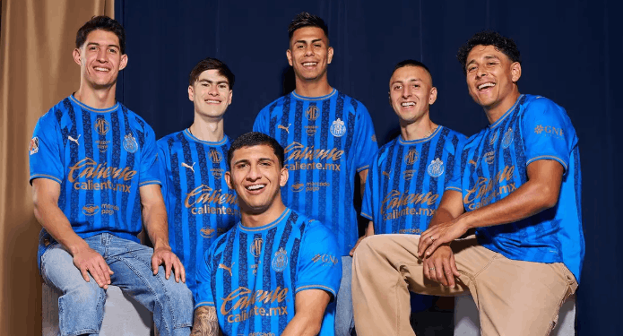 Chivas lanza tercer uniforme en honor a sus 120 años