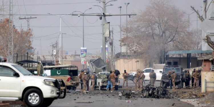 Ataques coordinados de separatistas dejan 21 muertos en Pakistán, entre civiles y fuerzas de seguridad