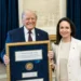 Inusual intercambio diplomático: Machado obsequia “simbólicamente” su Nobel a Trump