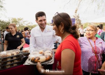 Alegría y convivencia en la colonia Jesús Vega Sánchez, encabezada por el alcalde, Beto Granados