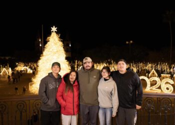 Matamoros celebra la unión familiar con la foto del balcón: Beto Granados