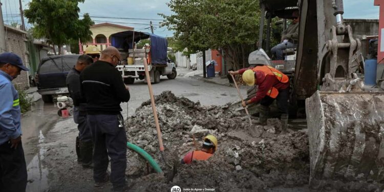 Gobierno de Beto Granados refuerza mantenimiento hidráulico en Los Encinos