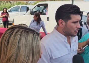 Alcalde de Matamoros dona camioneta a Casa Hogar y beneficia traslado escolar de niños