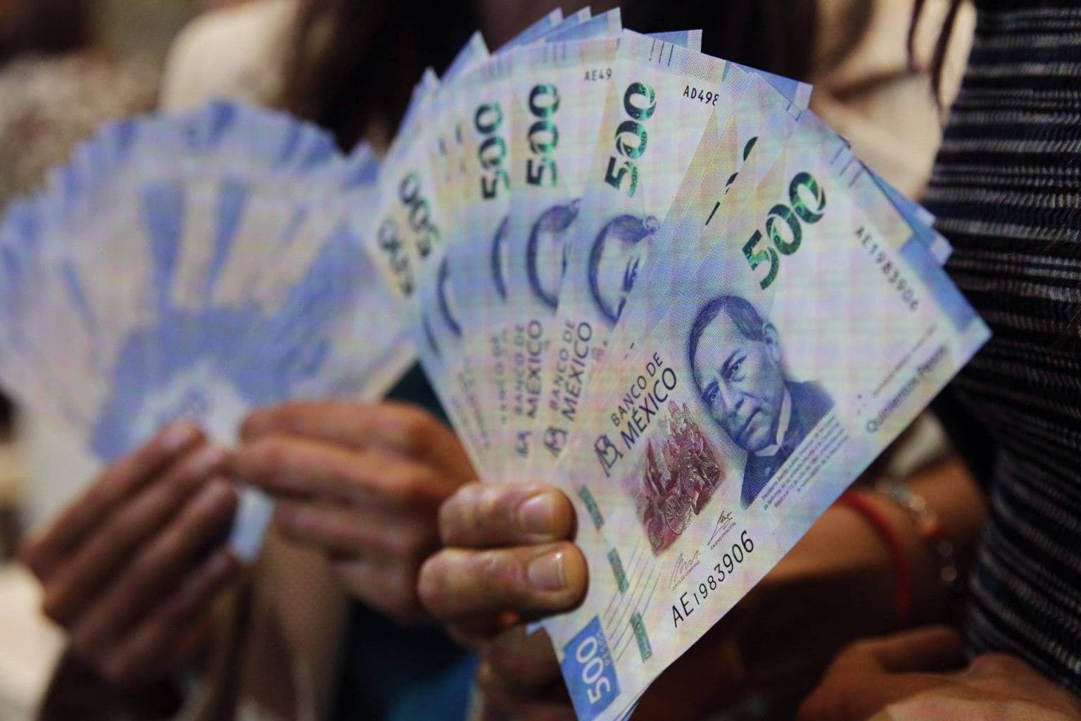 México estrena salario mínimo para 2026: Incremento del 13% entra en vigor