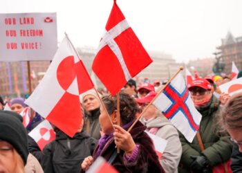 Crisis en el Ártico: Europa desafía a Trump y envía tropas a Groenlandia