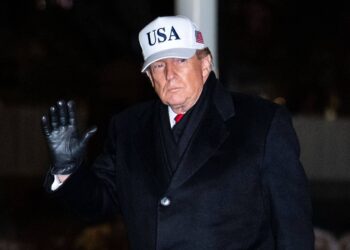 Tambores de guerra: Trump amenaza a Irán con “violencia y rapidez” tras envío de flota