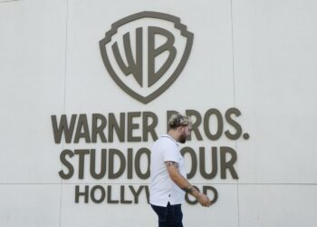 Guerra de Titanes en Hollywood: Warner Bros. Discovery rechaza a Paramount y prefiere a Netflix