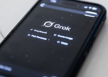 Bruselas contra X: Nueva investigación por imágenes sexuales creadas con IA (Grok)