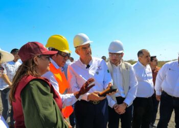 Pone en marcha Américo Villarreal planta trituradora de neumáticos en Matamoros
