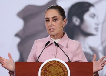 México producirá vacunas de ARN mensajero: Sheinbaum firma acuerdo histórico con Moderna y Liomont
