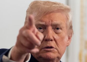 Trump fija plazo de 15 días a Irán para acuerdo nuclear bajo amenaza de “cosas realmente malas”