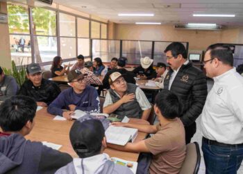 Impulsa rector lazos con la comunidad de la FIC-UAT
