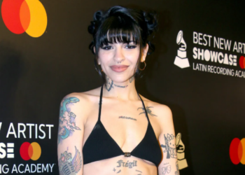 Cazzu habla sobre “gente rata” y usuarios lo vinculan con Nodal