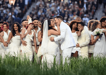 ¿Se casaron en pleno Super Bowl? El misterio detrás del show de Bad Bunny