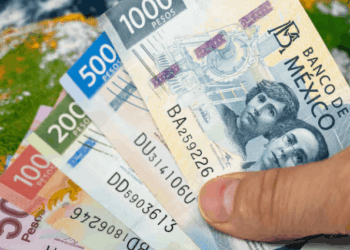 Peso mexicano cae tras hechos de violencia en el país