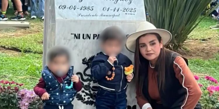 Uruapan recuerda a Carlos Manzo: “No vamos a pactar con nadie”, sentencia Grecia Quiroz