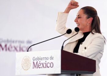 Sheinbaum anuncia que impuestos pagados por Salinas Pliego financiarán programas para jóvenes