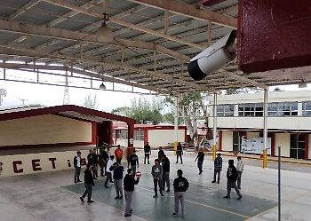 Maestros tapan cámaras en aulas del sur de Tamaulipas; padres piden respetar videovigilancia