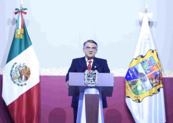 En su Cuarto Informe, el gobernador Américo Villarreal exhortó a evitar la reacción de aquellos que pretenden, desde las noticias falsas, abrir de nuevo el espacio a las oligarquías