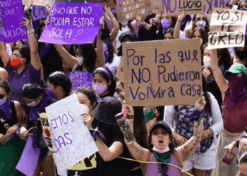 Comisiones del Senado dan luz verde al 9M como Día Nacional Sin Nosotras