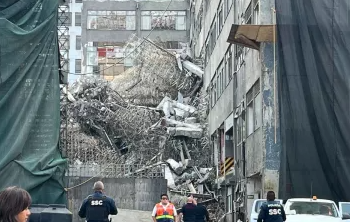 Colapsa edificio en demolición en Calzada San Antonio Abad en CDMX