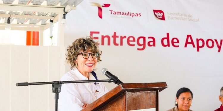 Entrega SEBIEN apoyos sociales en Cruillas
