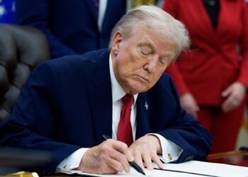 Trump suspende la Ley Jones por 60 días: ¿qué es y por qué podría abaratar el petróleo?