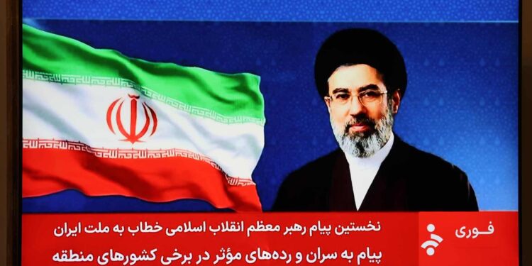 Primer Mensaje de Mojtaba Jameneí: Cierre total de Ormuz y ultimátum a bases de EE. UU.