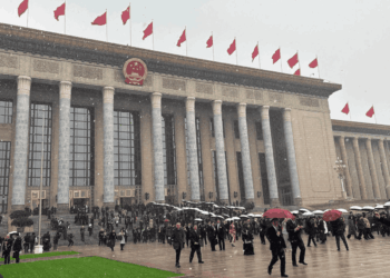 China fija postura desde la APN: “Nadie tiene derecho a dictar el destino de otros países”