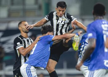 Récord histórico y vergüenza en el Mineirão: 23 expulsados en el Clásico Mineiro