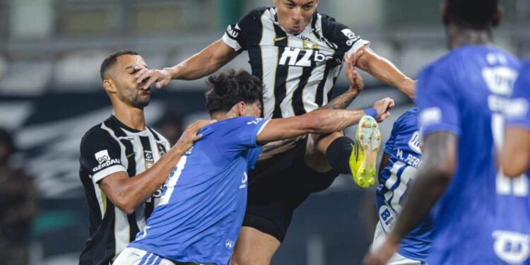 Récord histórico y vergüenza en el Mineirão: 23 expulsados en el Clásico Mineiro