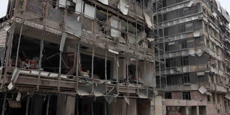 Tragedia humanitaria en Irán: 555 muertos tras dos días de ofensiva total
