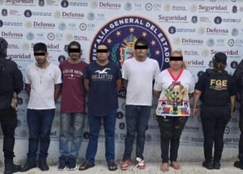 Detienen a cinco implicados en ataque a transporte público en Acapulco que dejó un muerto