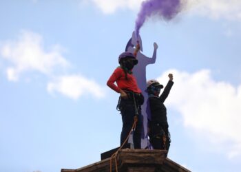 8M en Vivo: Miles de mujeres desbordan la CDMX en una jornada histórica