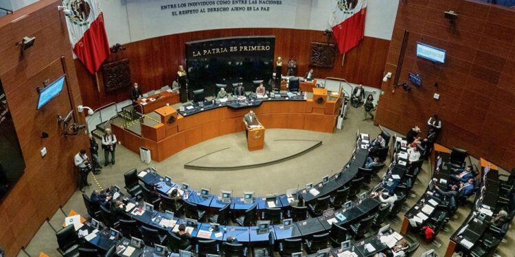Comisiones del Senado podrían discutir el Plan B electoral este martes