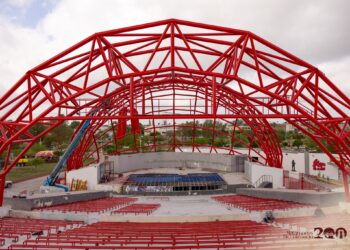 Concha acústica del Parque Olímpico vuelve a tomar forma.