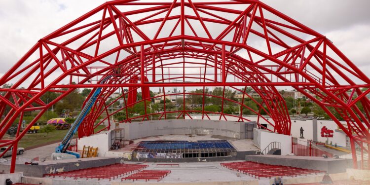 Concha acústica del Parque Olímpico vuelve a tomar forma.