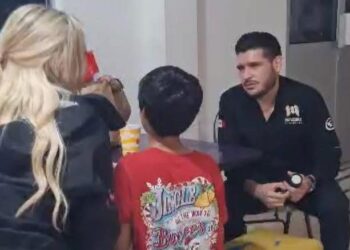 El menor Derek, de 12 años y con diagnóstico de autismo, fue localizado sano y salvo