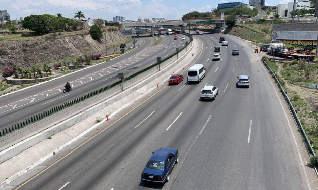 Transportistas señalan las carreteras más peligrosas de México