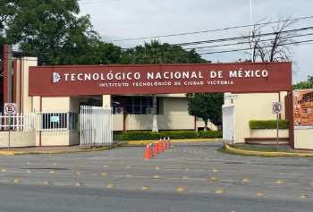Estudiantes toman Tecnológico de Cd. Victoria y exigen salida de directora