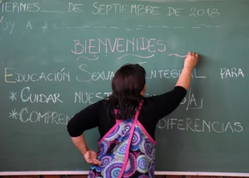 Prohíben uso de lenguaje inclusivo en escuelas de Aguascalientes