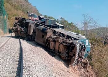 FGR señala a tres implicados por descarrilamiento del tren Interoceánico