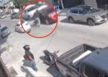 Roban auto a repartidora de Mercado Libre en Matamoros