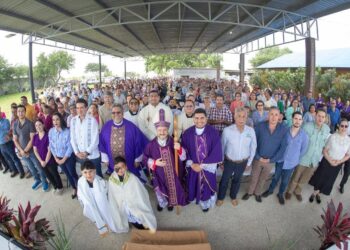 Celebran misa para pedir lluvias en Valle Hermoso ante sequía en la región