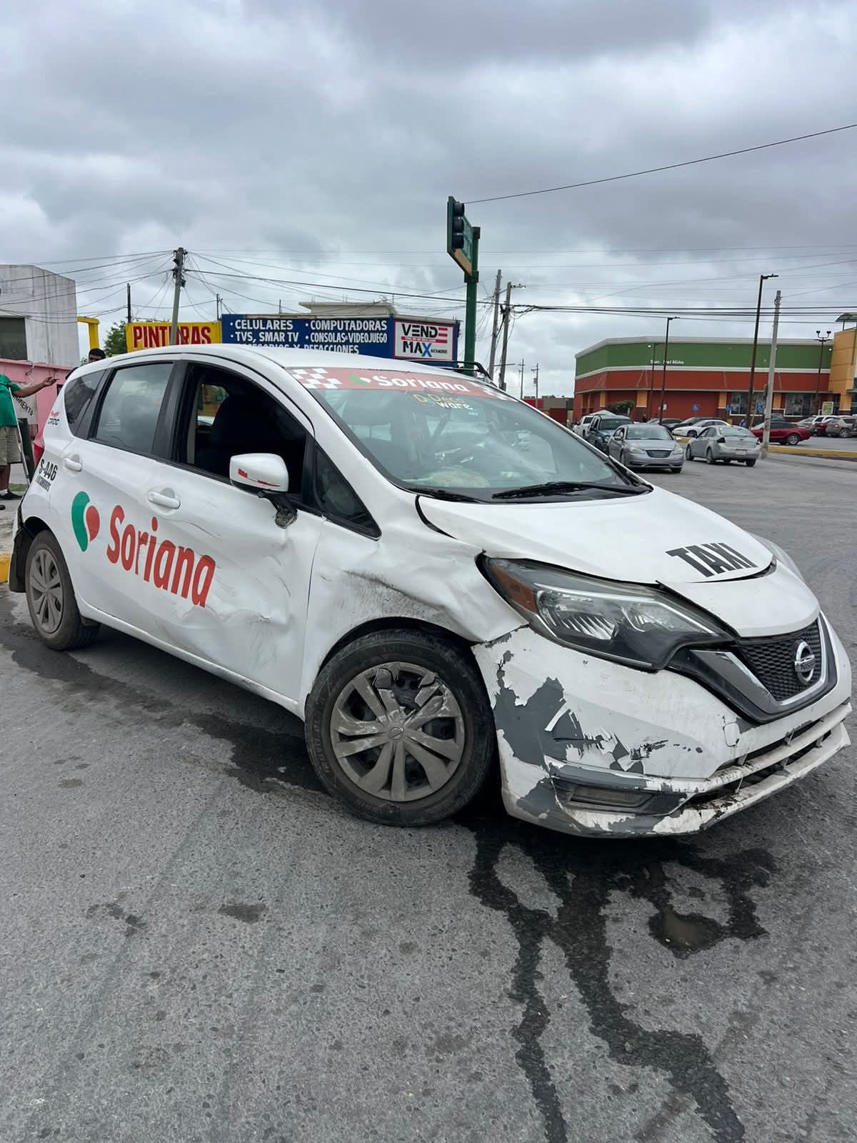 Accidente en avenida del Niño deja dos lesionados en Matamoros