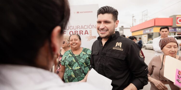 Inaugura Beto Granados obra de pavimentación y drenaje en la colonia Popular